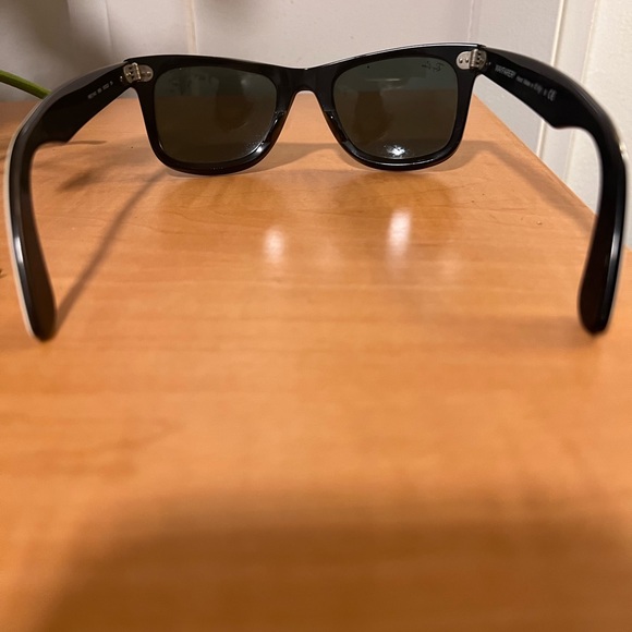 Original  Vintage Ray Ban sunglasses Rare Find- white 2140